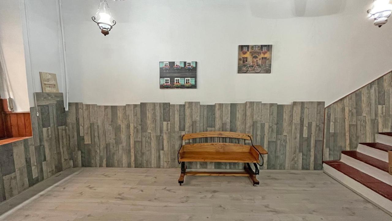 Hostal La Premsa Arenys de Mar Zewnętrze zdjęcie