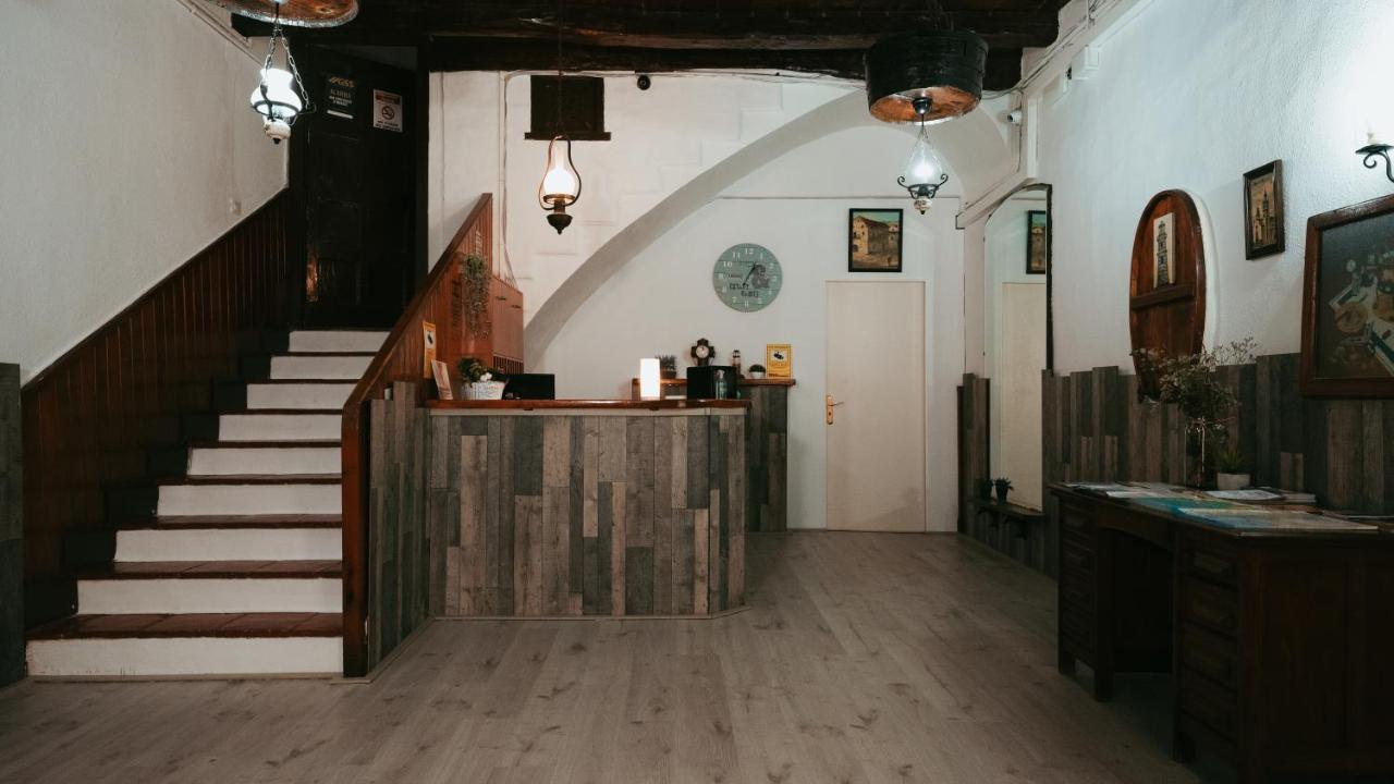 Hostal La Premsa Arenys de Mar Zewnętrze zdjęcie